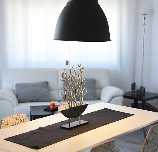 Corso Italia 250 Daire